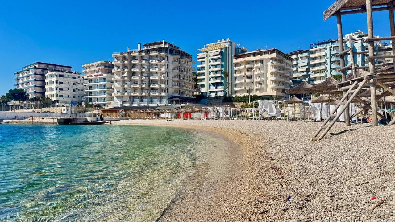 Violet Sea View Apartment Sarandë Buitenkant foto